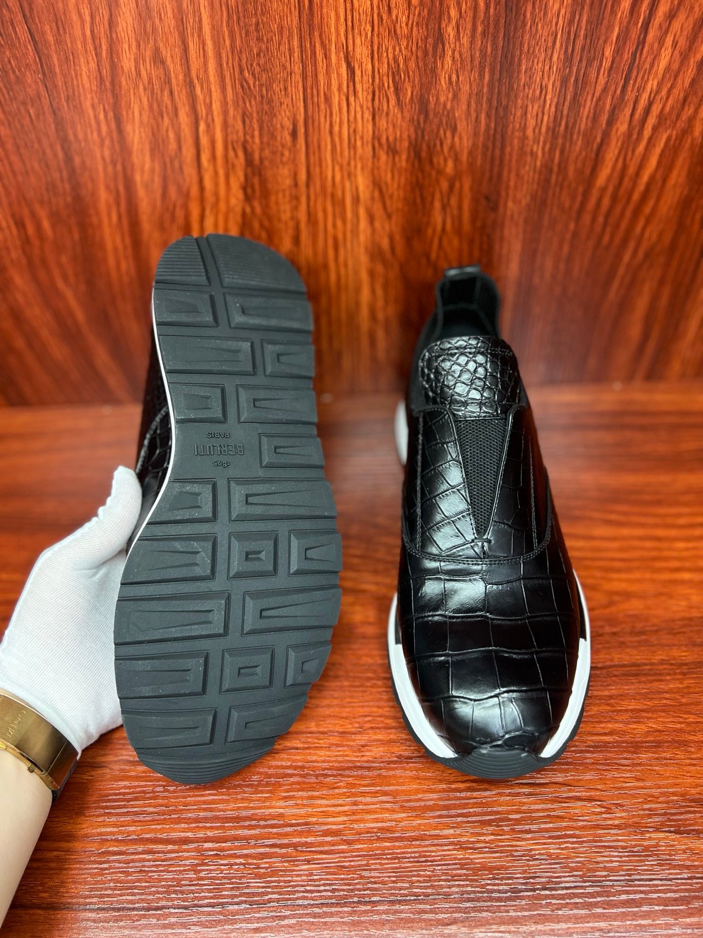 Shoes made of genuine crocodile skin