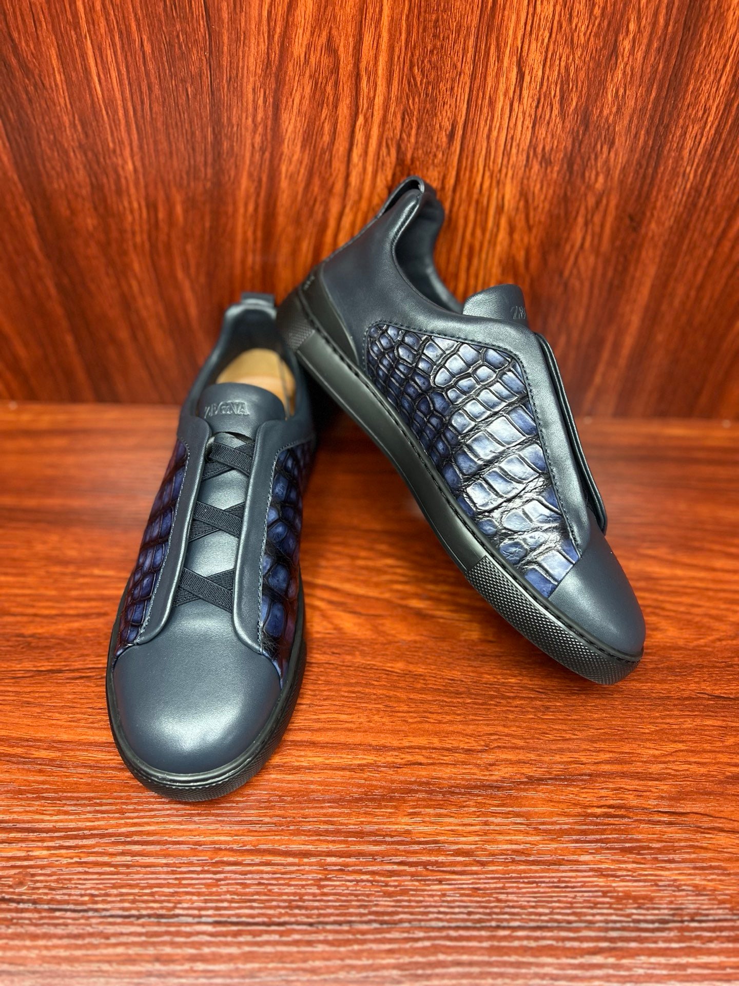 Shoes made of genuine crocodile skin