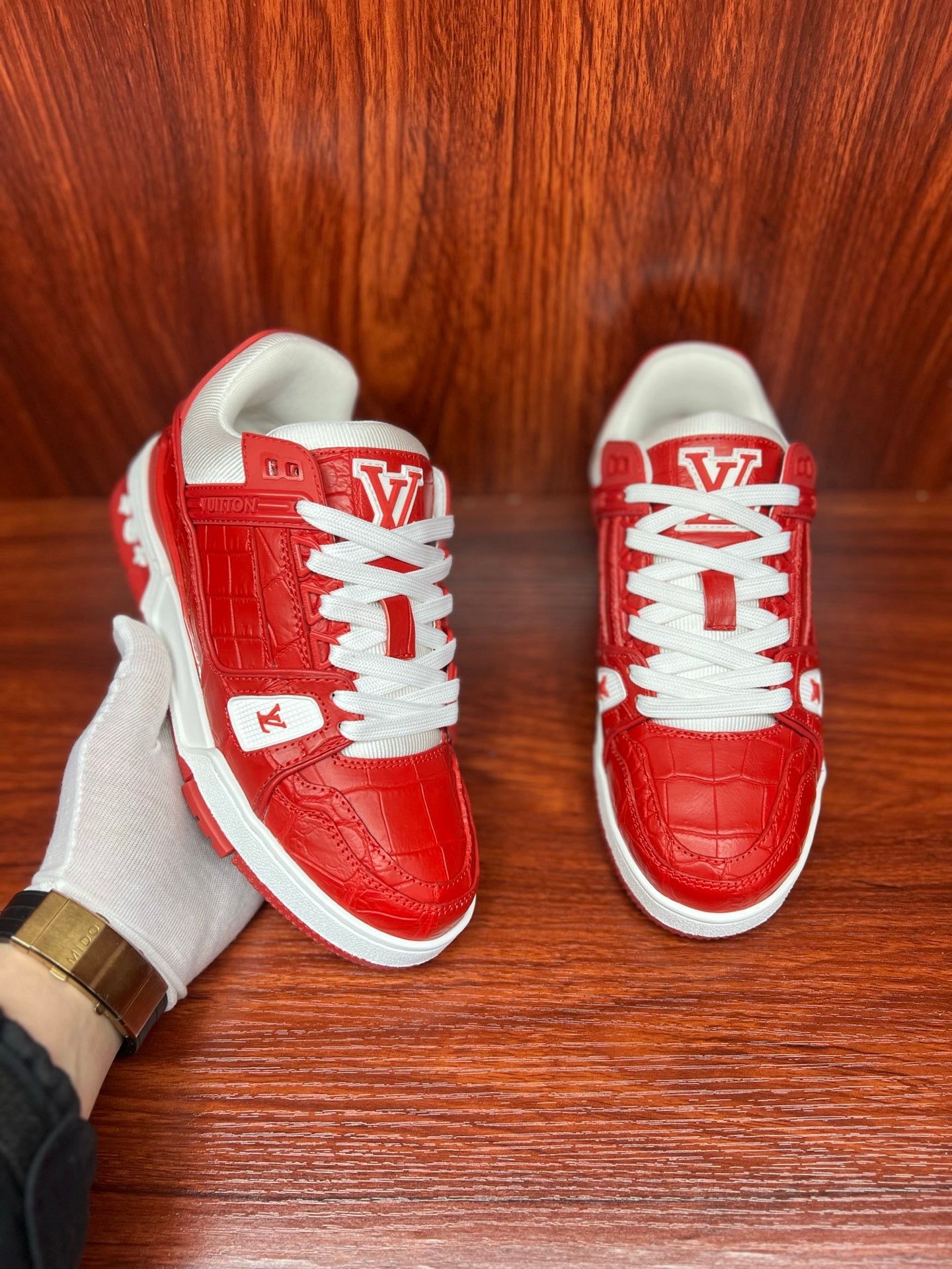 Shoes made of genuine crocodile skin