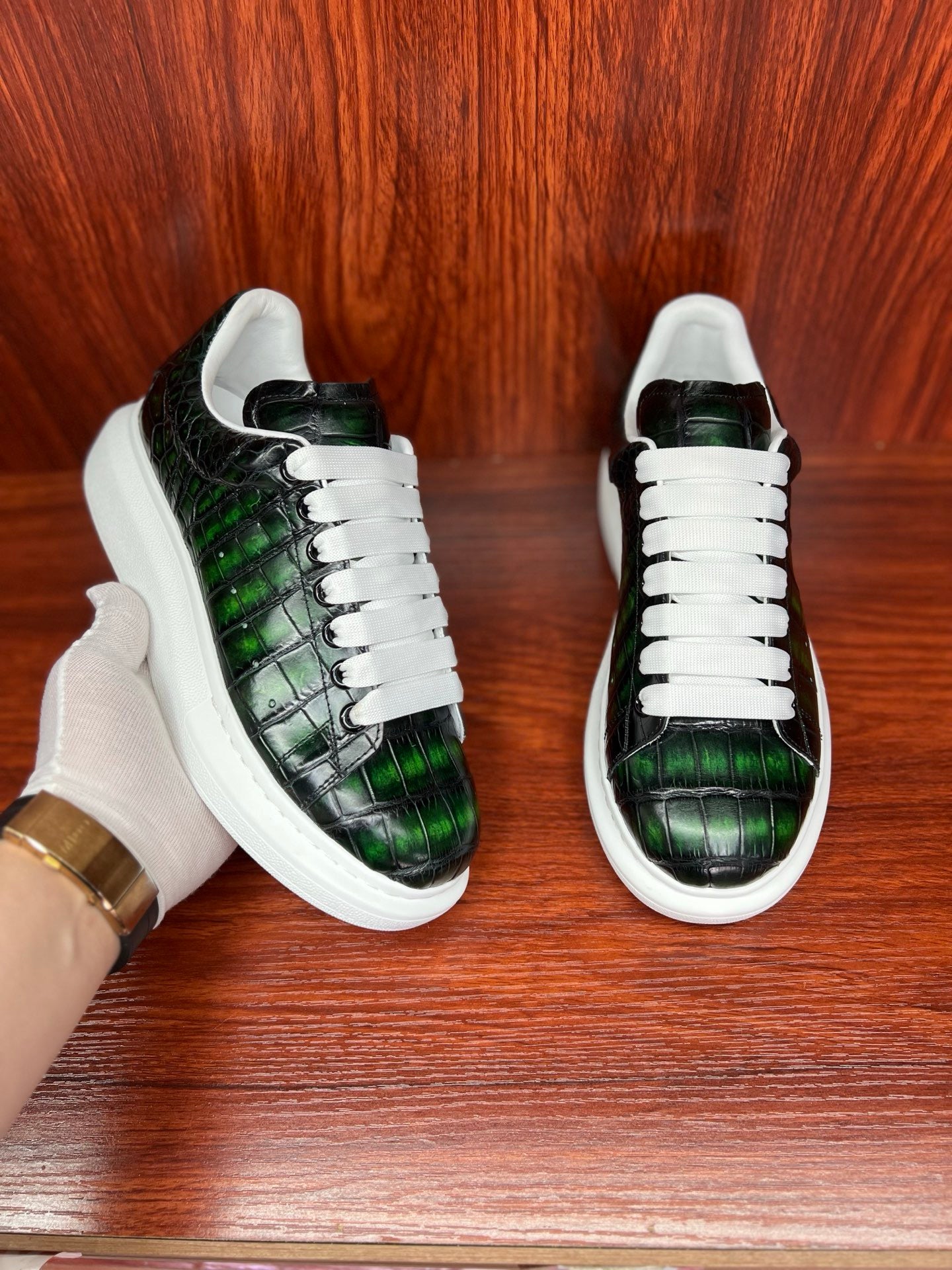 Shoes made of genuine crocodile skin