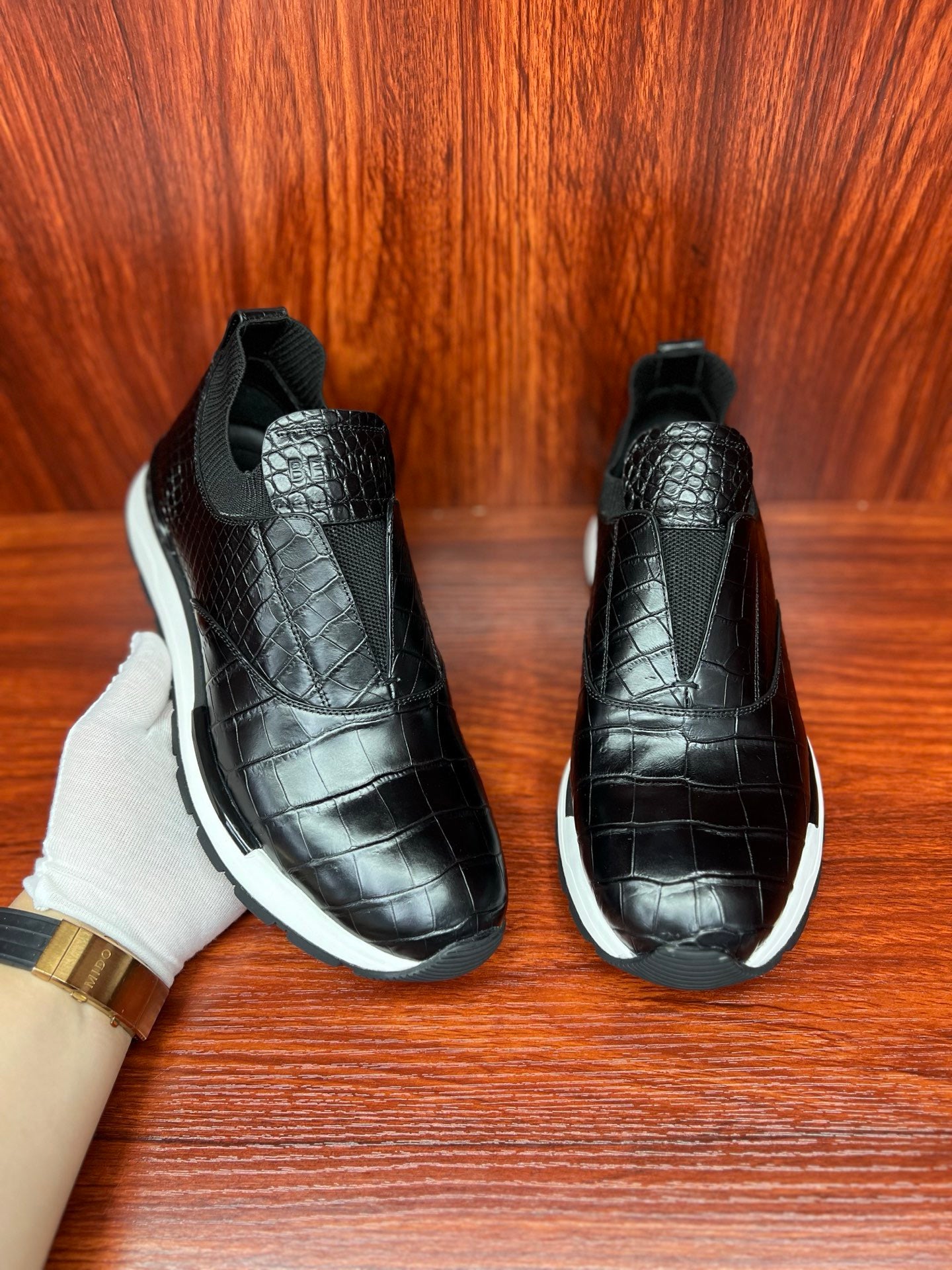 Shoes made of genuine crocodile skin
