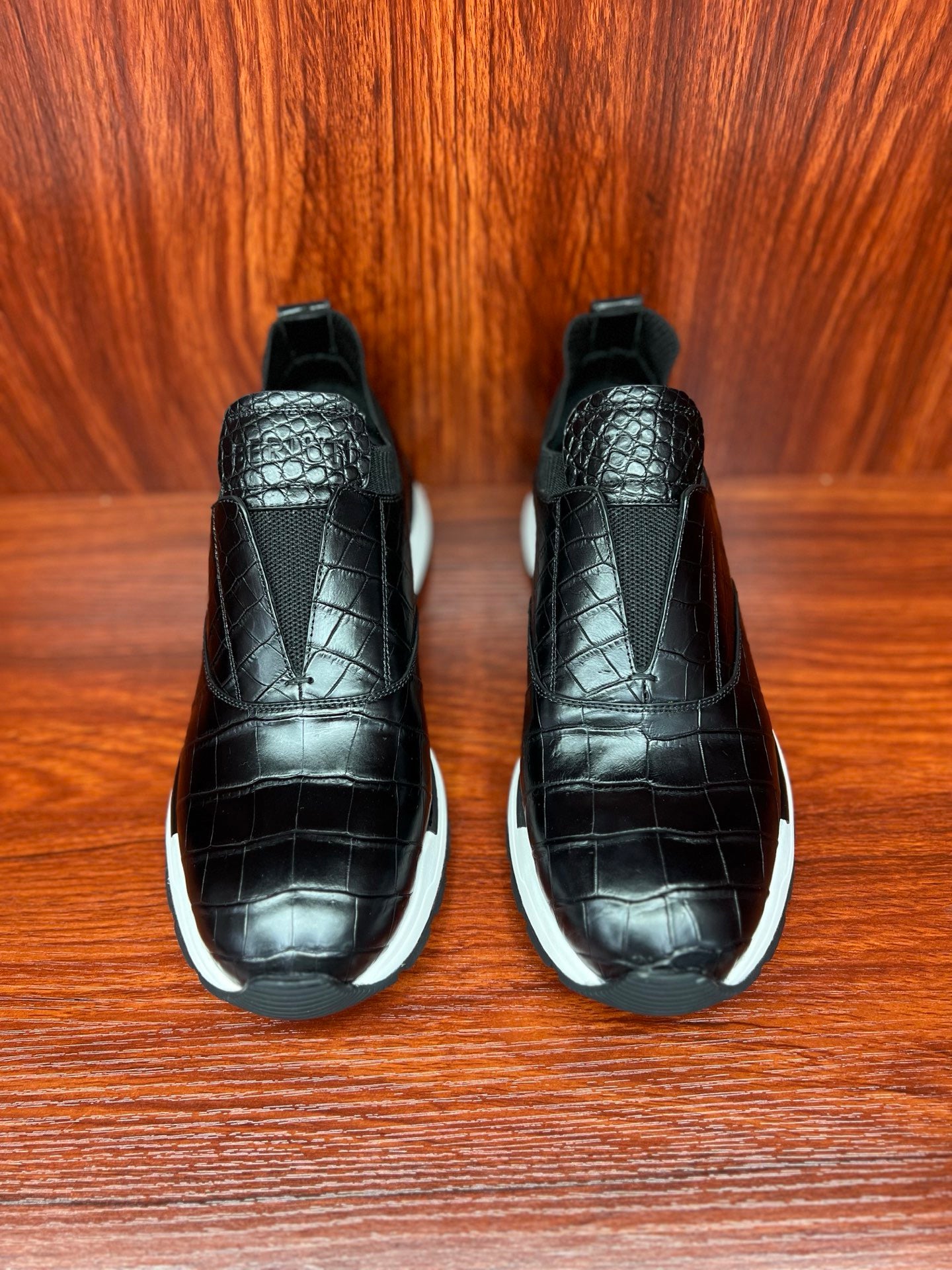 Shoes made of genuine crocodile skin