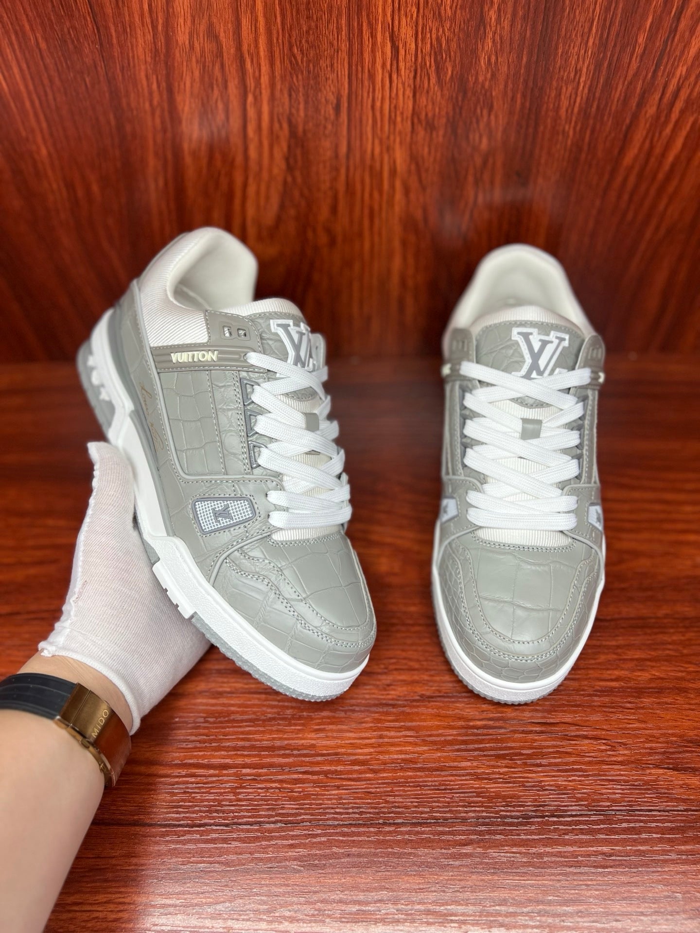 Shoes made of genuine crocodile skin