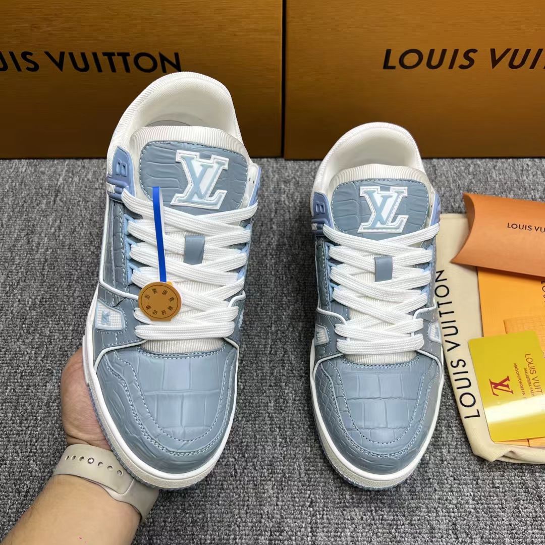 Shoes made of genuine crocodile skin