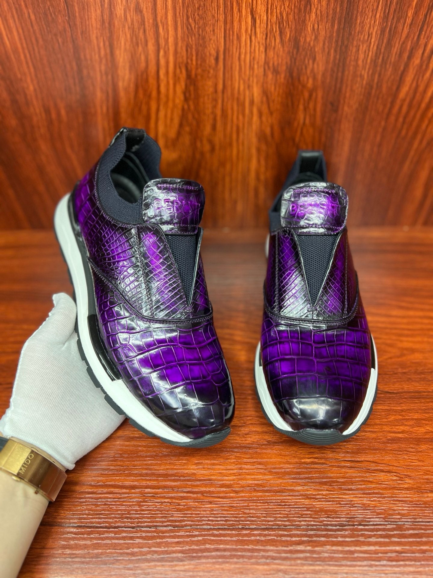 Shoes made of genuine crocodile skin