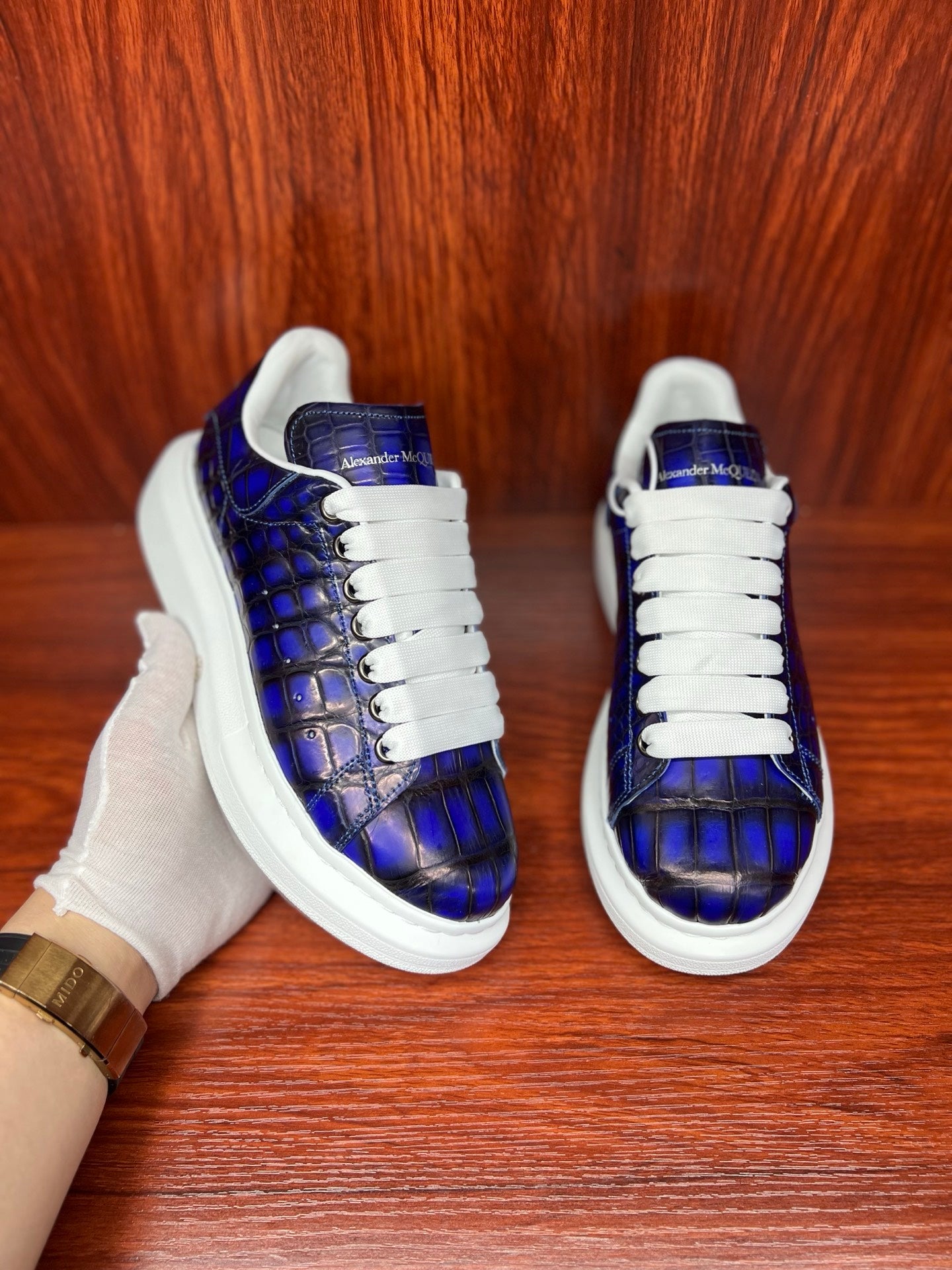 Shoes made of genuine crocodile skin