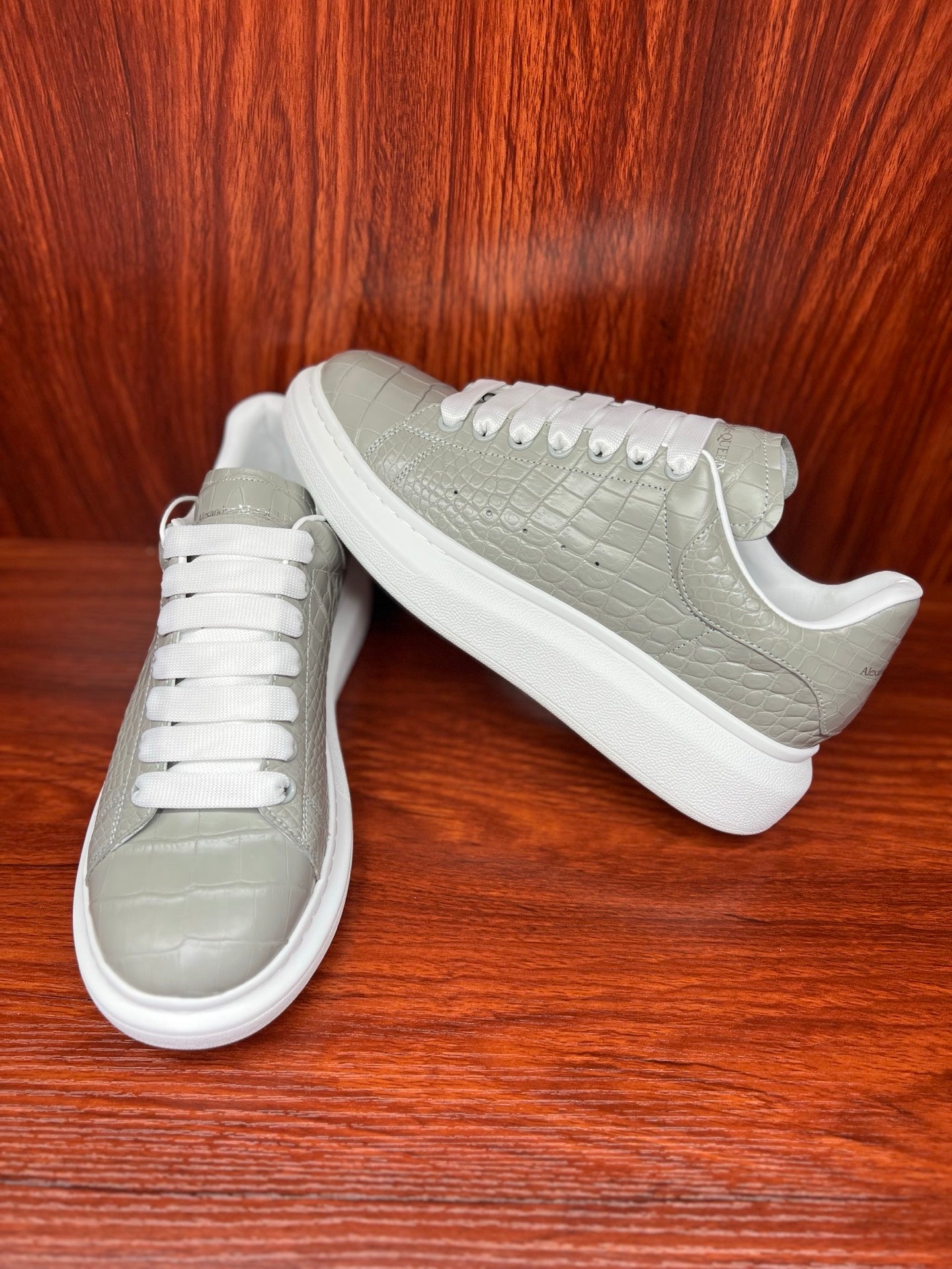 Shoes made of genuine crocodile skin