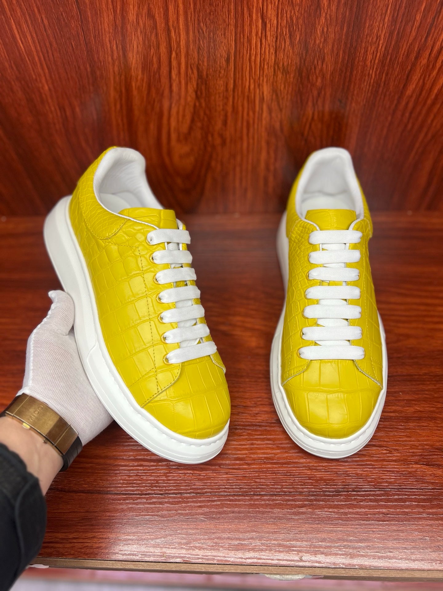 Shoes made of genuine crocodile skin