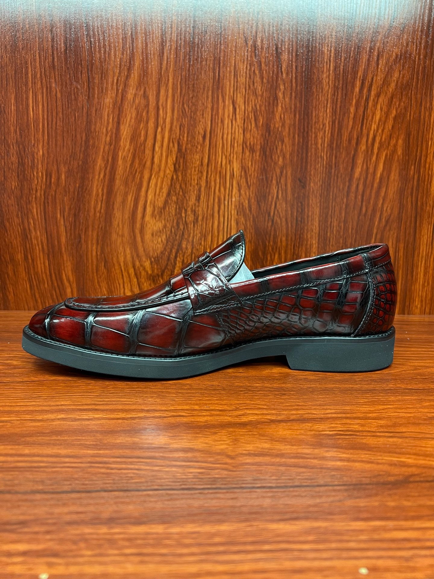 Real crocodile skin handcrafted colored business shoes